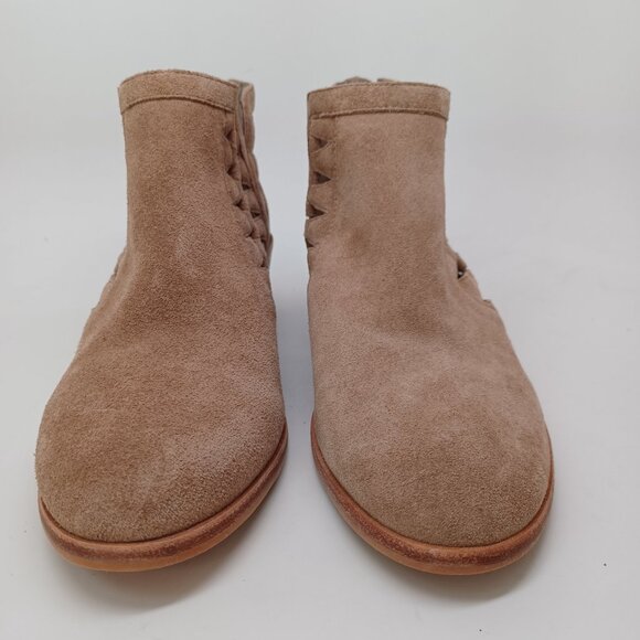Vince Camuto Ankle Bootie Tan Suede Peera Cutout Western Boots Boho Womens 7 NEW - Picture 4 of 13
